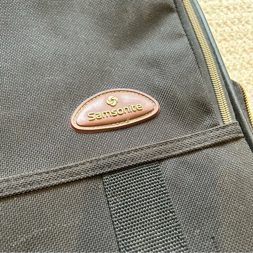 Samsonite Garmet Bag